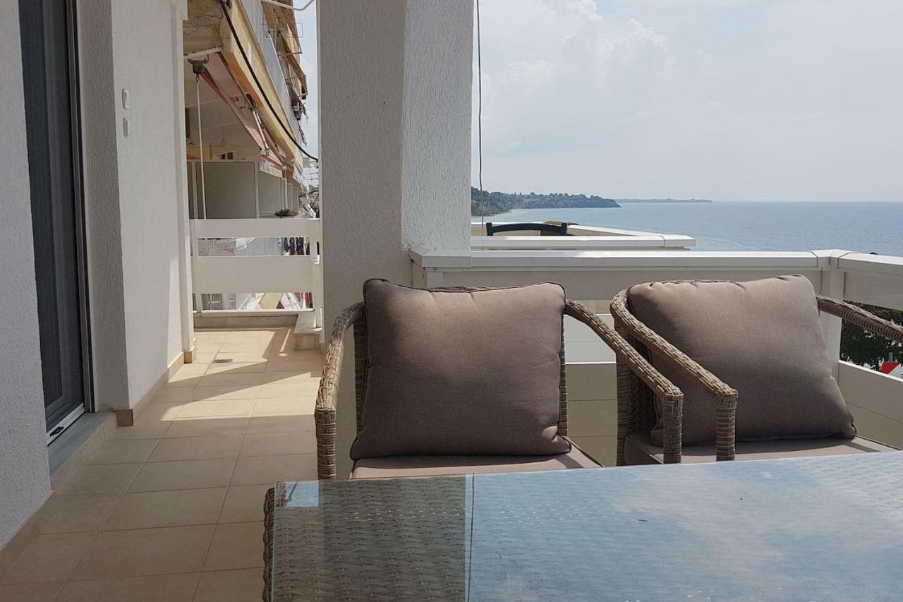 Luxury Apartment On The First Line ! Nea Kallikrateia Exteriör bild